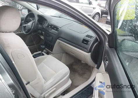 2008 Ford Fusion S из США, поврежденный, VIN 3FAHP06Z68R271442